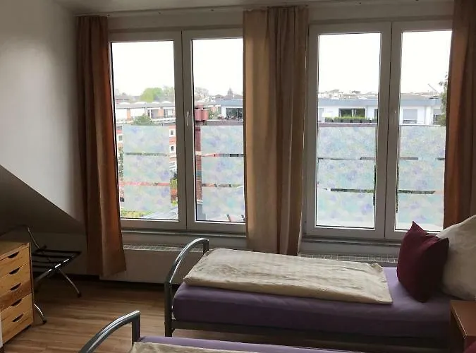 Apartotel Koeln 招待所 3*