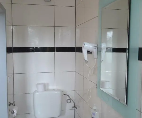 招待所 Apartotel Koeln 3*