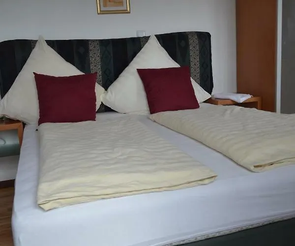 Apartotel Koeln 招待所