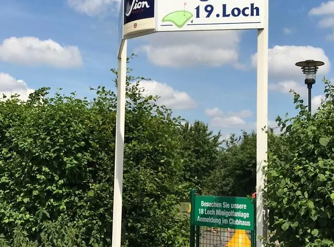 Apartotel Koeln 招待所